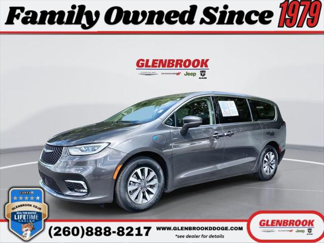 2022 Chrysler Pacifica Hybrid Touring L 2022 Chrysler Pacifica Hybrid Touring L