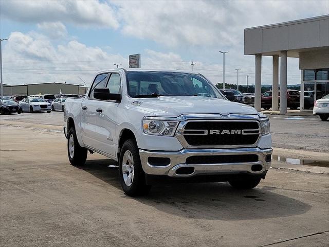 2022 RAM 1500 Tradesman Crew Cab 4x4 57 Box