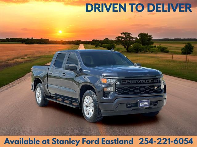 2022 Chevrolet Silverado 1500 2WD Crew Cab Short Bed Custom