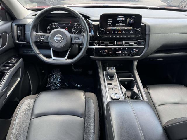 2022 Nissan Pathfinder SL 4WD