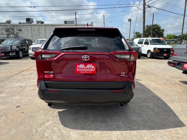 2019 Toyota RAV4 LE