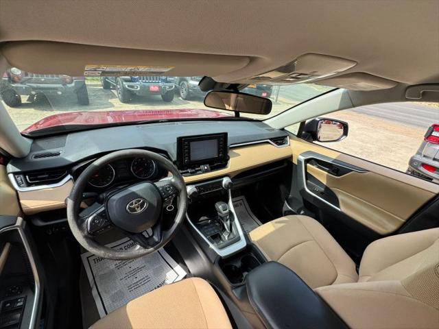2019 Toyota RAV4 LE