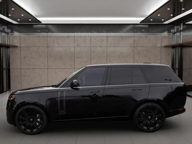 2023 Land Rover Range Rover P530 SE