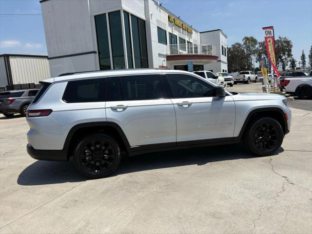 2023 Jeep Grand Cherokee L Laredo 4x4
