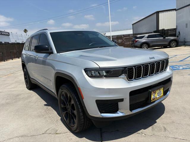 2023 Jeep Grand Cherokee L Laredo 4x4