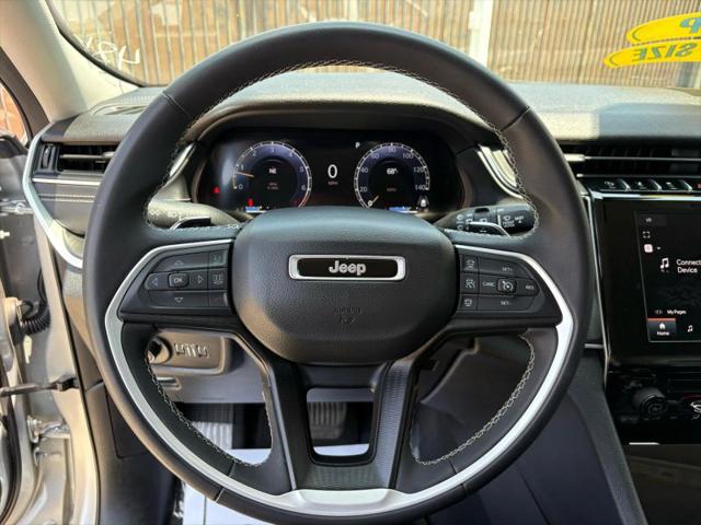 2023 Jeep Grand Cherokee L Laredo 4x4