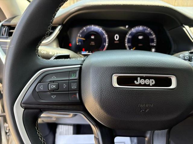 2023 Jeep Grand Cherokee L Laredo 4x4