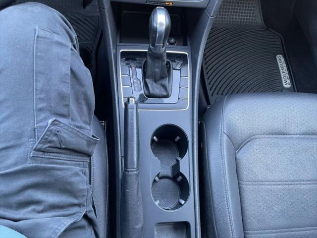 2014 Volkswagen Passat 1.8T Wolfsburg Edition