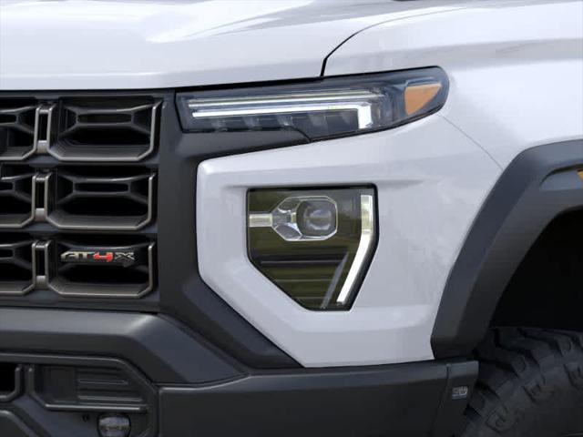 2025 GMC Canyon 4WD AT4