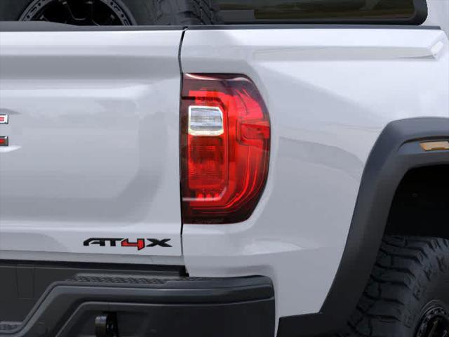 2025 GMC Canyon 4WD AT4
