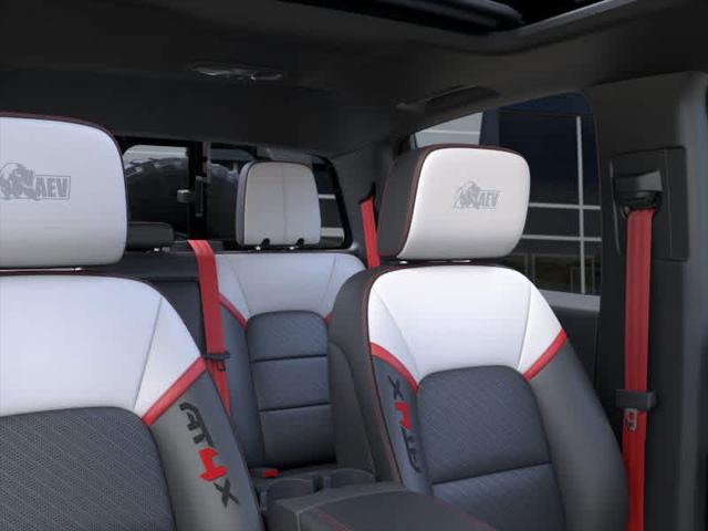 2025 GMC Canyon 4WD AT4