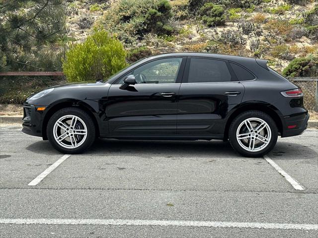 2025 Porsche Macan T