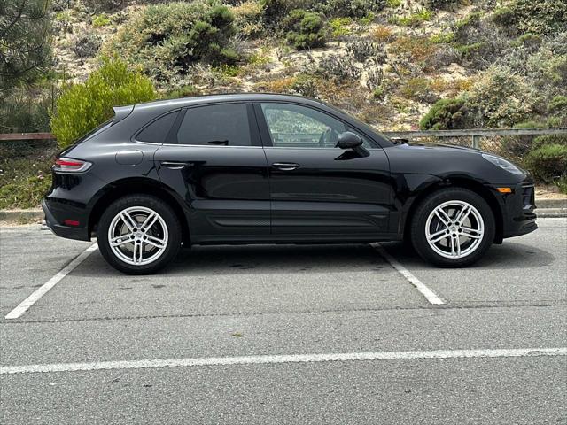 2025 Porsche Macan T