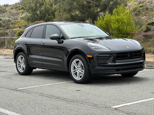 2025 Porsche Macan T