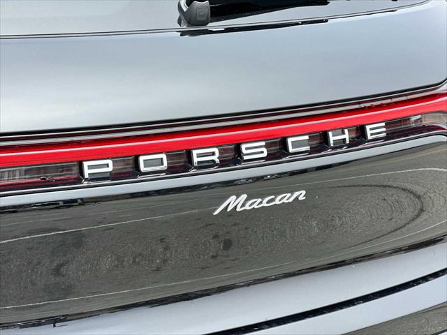 2025 Porsche Macan T