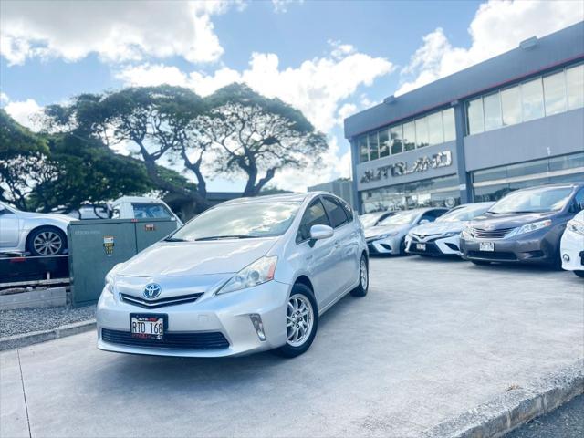 2012 Toyota Prius v Five