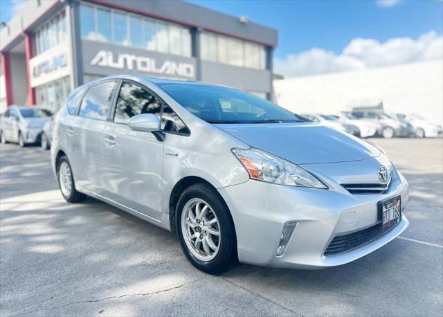 2012 Toyota Prius v Five