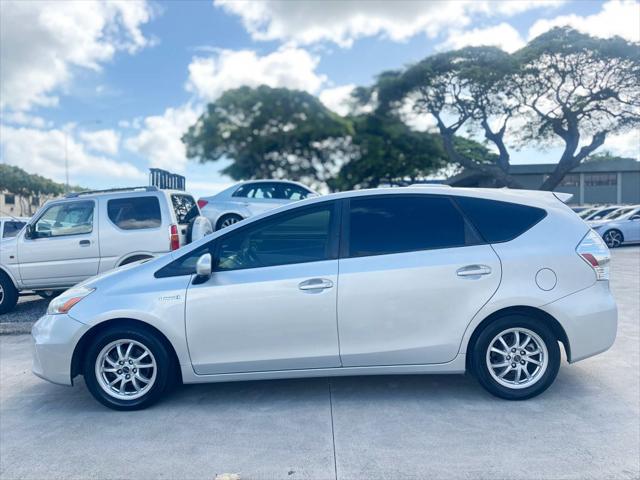2012 Toyota Prius v Five