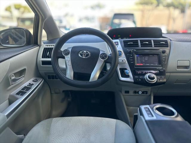 2012 Toyota Prius v Five