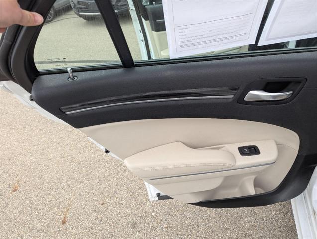 Used 2022 Chrysler 300 For Sale in Jackson, MI