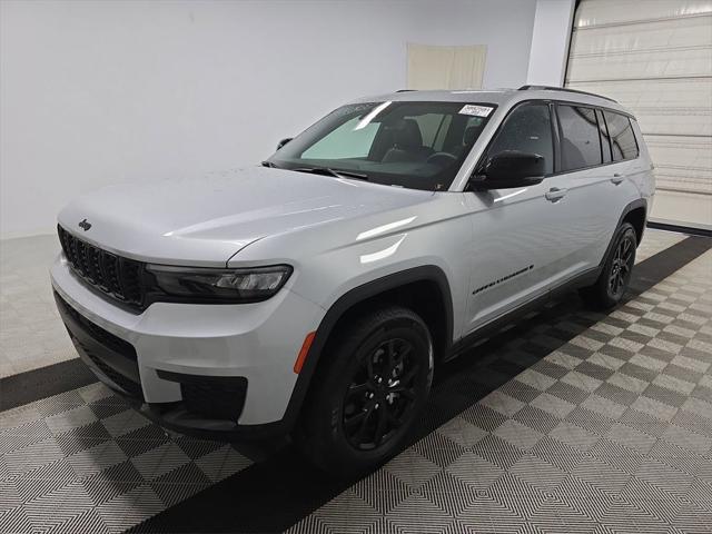 2024 Jeep Grand Cherokee L Altitude 4x4