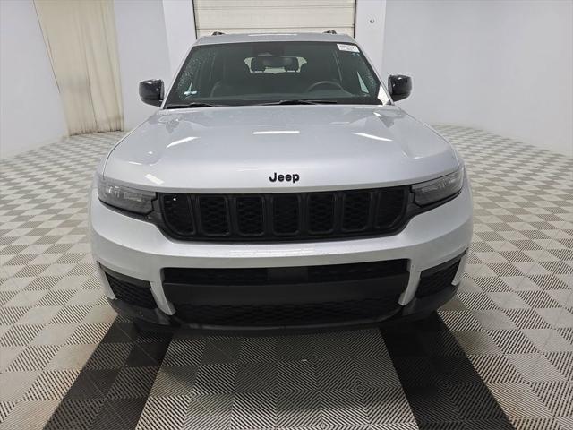 2024 Jeep Grand Cherokee L Altitude 4x4