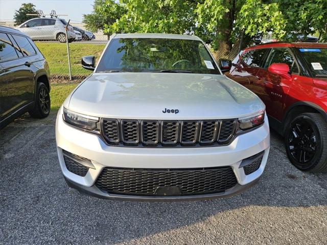 2024 Jeep Grand Cherokee Altitude 4x4