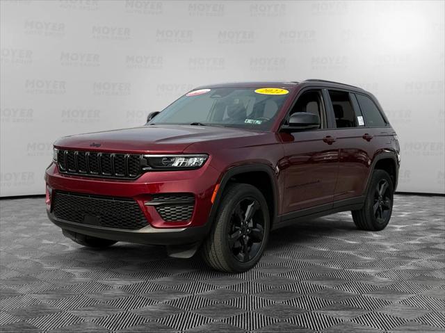 2022 Jeep Grand Cherokee Altitude 4x4