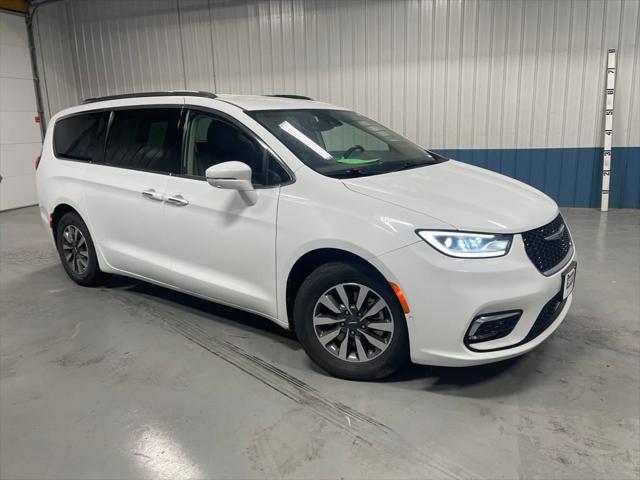 2021 Chrysler Pacifica Hybrid Touring L