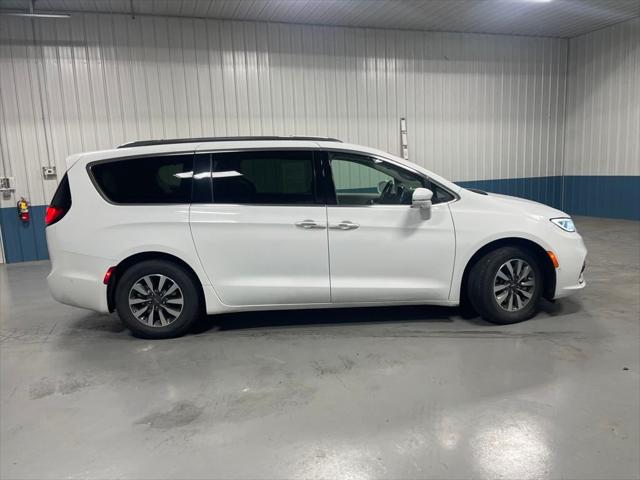2021 Chrysler Pacifica Hybrid Touring L