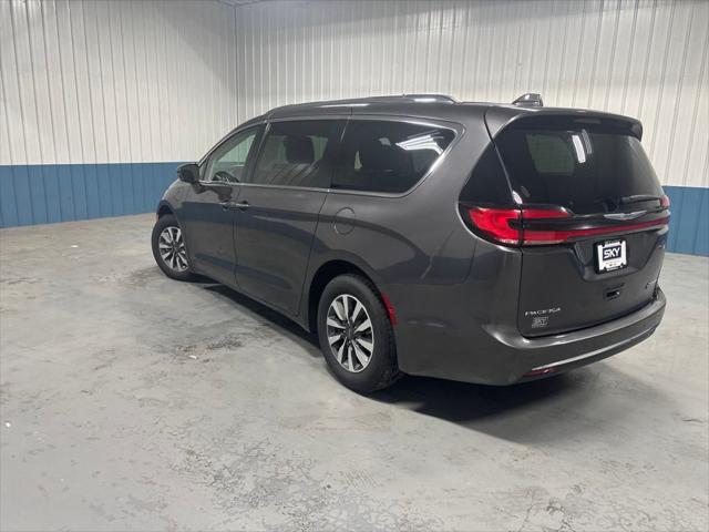 2021 Chrysler Pacifica Hybrid Touring L