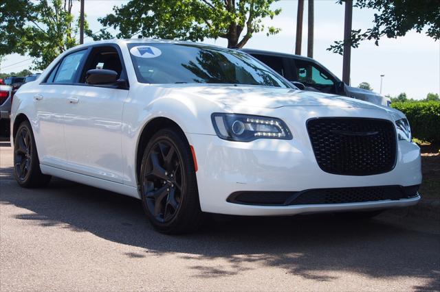 2021 Chrysler 300 Touring