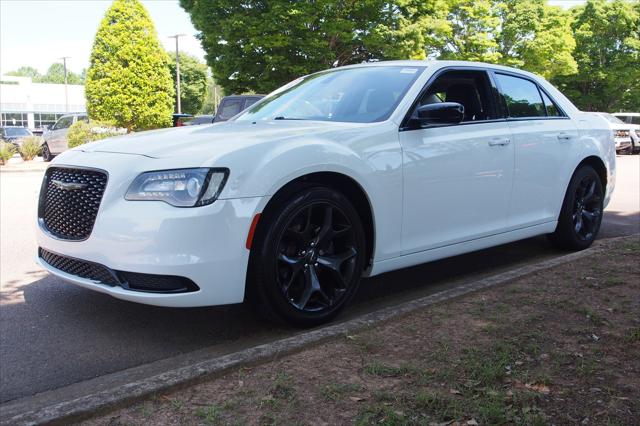 2021 Chrysler 300 Touring