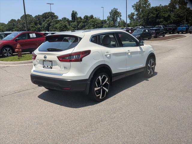2022 Nissan Rogue Sport SL FWD Xtronic CVT
