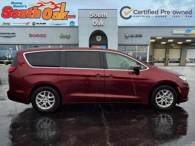 2023 Chrysler Pacifica Touring L