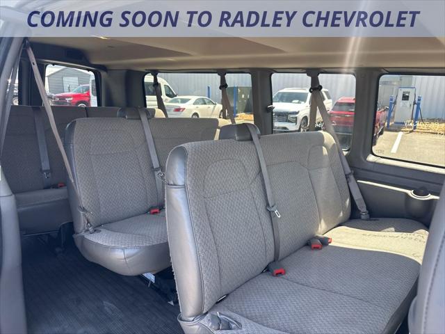 2022 Chevrolet Express Passenger RWD 3500 Extended Wheelbase LS