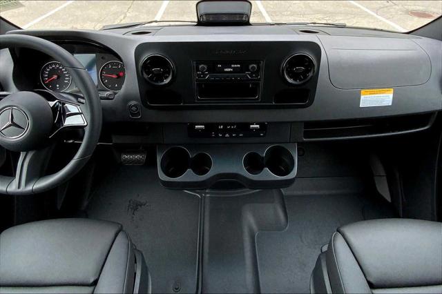2025 Mercedes-Benz Sprinter 2500 Standard Roof 4-Cyl Diesel HO