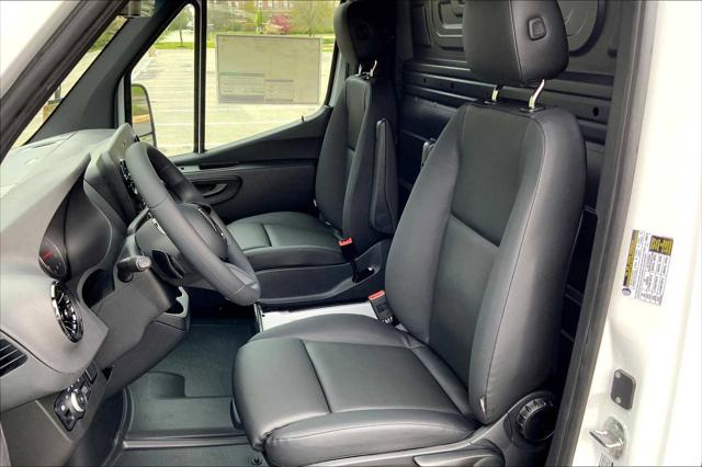2025 Mercedes-Benz Sprinter 2500 Standard Roof 4-Cyl Diesel HO