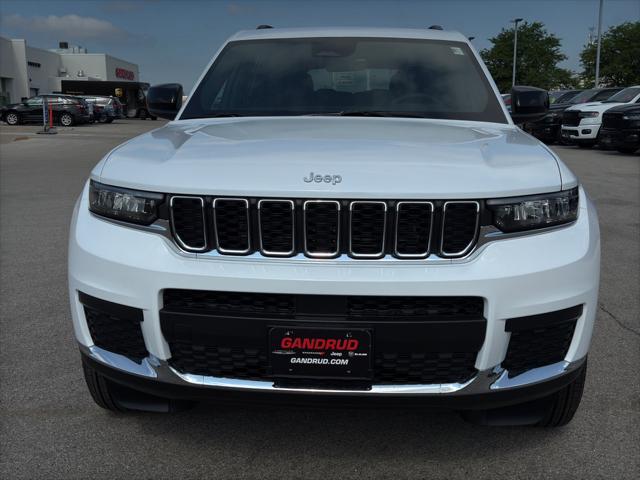 2025 Jeep Grand Cherokee GRAND CHEROKEE L LAREDO X 4X4