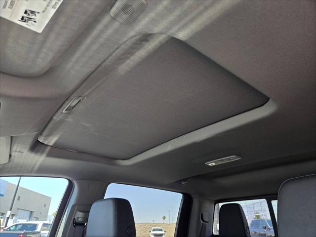 2025 GMC Sierra 1500 4WD Crew Cab Short Box SLT