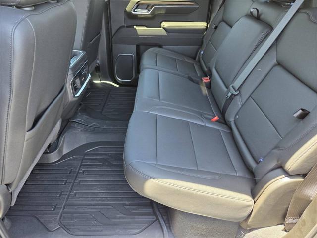 2025 GMC Sierra 1500 4WD Crew Cab Short Box SLT