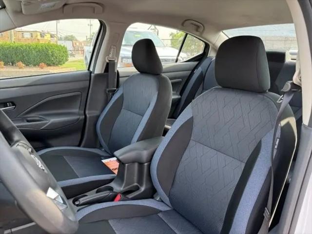 2025 Nissan Versa 1.6 SV