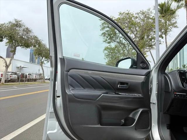 2022 Mitsubishi Outlander PHEV SEL S-AWC