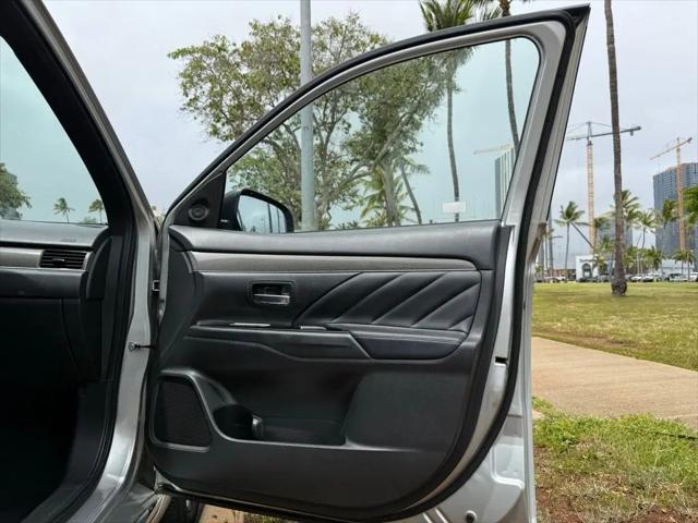 2022 Mitsubishi Outlander PHEV SEL S-AWC