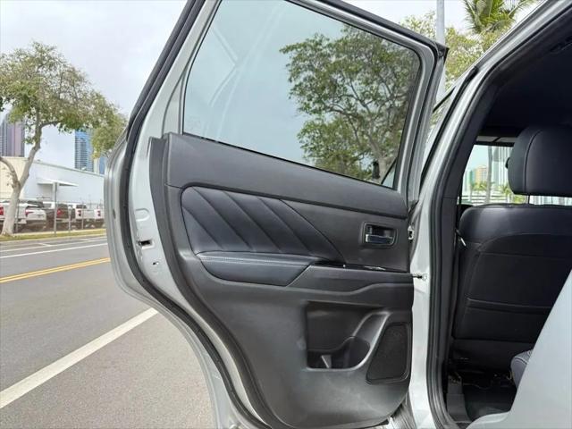 2022 Mitsubishi Outlander PHEV SEL S-AWC