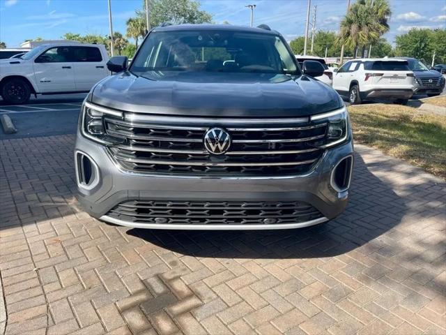 2025 Volkswagen Atlas 2.0T SE w/Technology