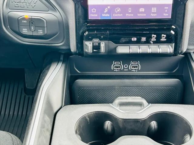 2025 Ram 2500 Big Horn Crew Cab 4x4 6'4" Box