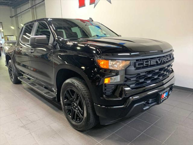 2024 Chevrolet Silverado 1500 4WD Crew Cab Short Bed Custom