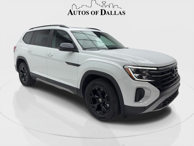 2024 Volkswagen Atlas 2.0T Peak Edition SE w/Technology