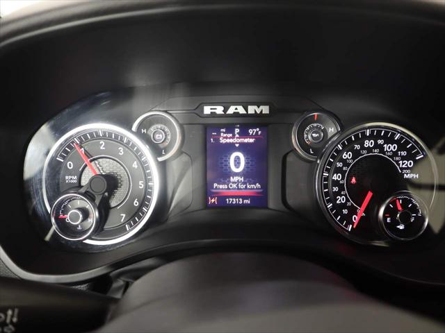 2024 Ram 1500 Big Horn Crew Cab 4x4 5'7" Box